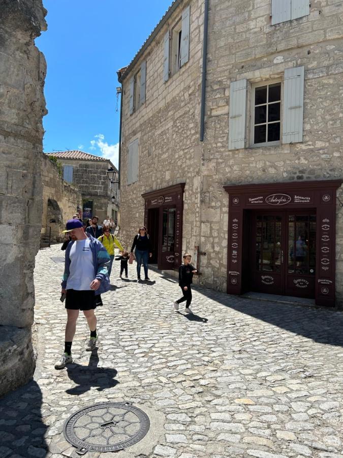 Au Coeur Des Baux Les Baux-de-Provence Exterior foto