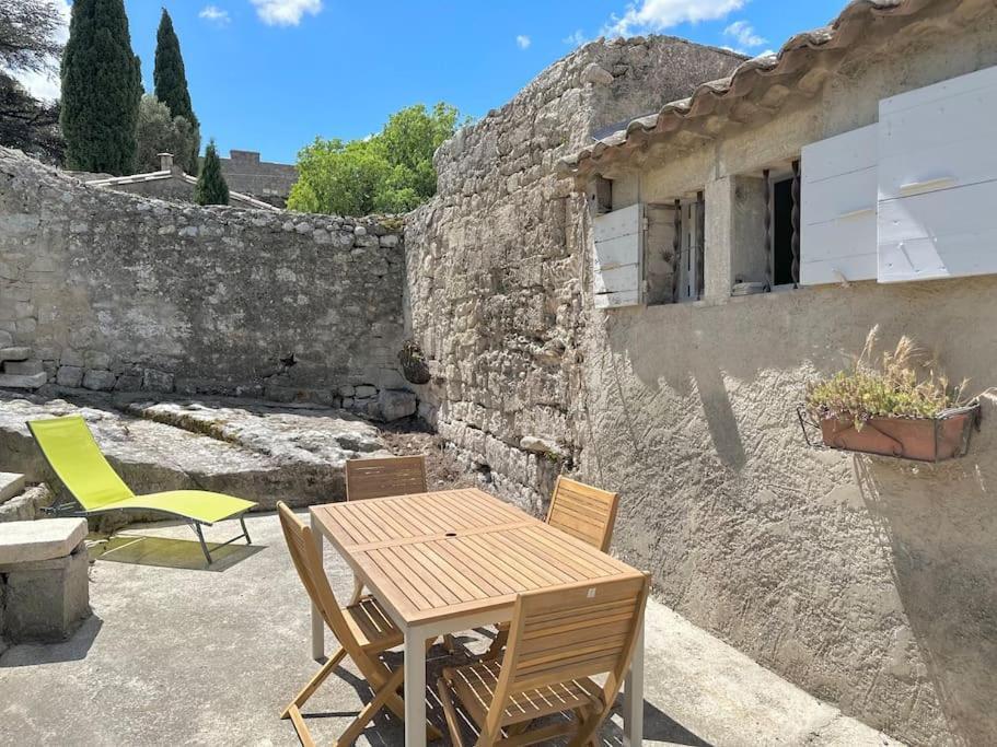 Au Coeur Des Baux Les Baux-de-Provence Exterior foto